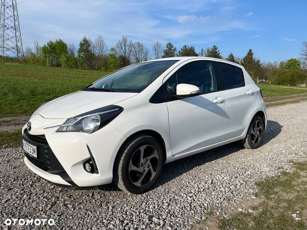 Toyota Yaris 1.0 Premium - 2