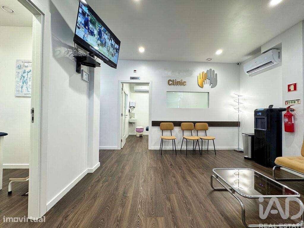 Loja / Estabelecimento Comercial em Meirinhas de 146,00 m2 - Grande imagem: 5/28