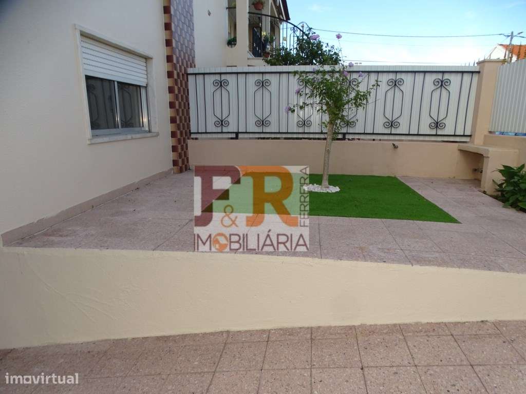 Moradia Duplex T2+1 com sótão aproveitável e Garagem Quinta do Cond...-50