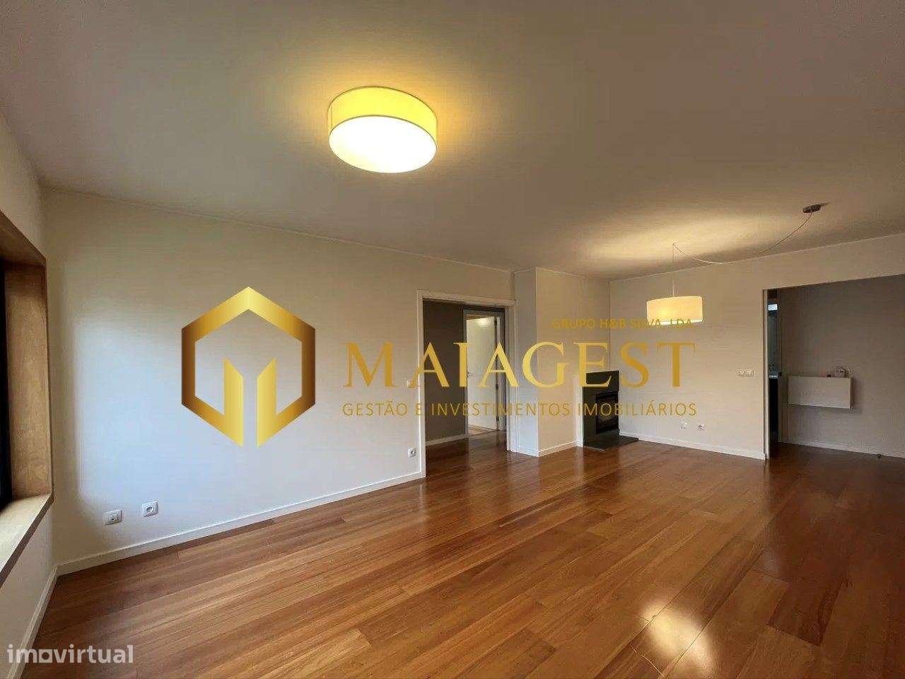 T3 com suíte, garagem dupla e cozinha equipada junto ao Polo Univer... - Grande imagem: 5/20