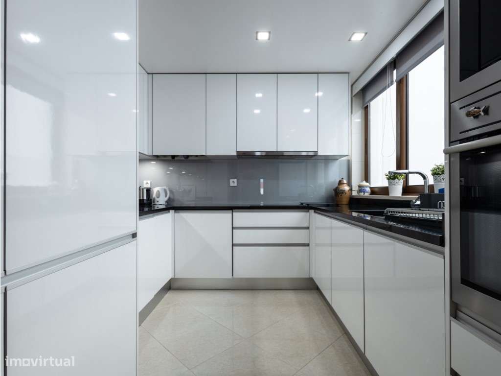 Exclusivo T2 com Terraço Panorâmico a Passos da Marina da Figueira ... - Grande imagem: 4/18