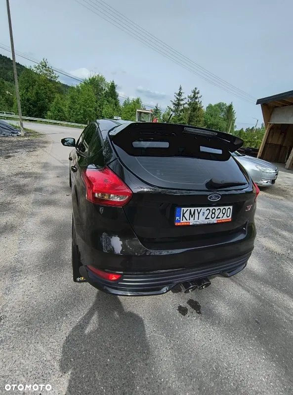 Ford Focus 2.0 EcoBoost ST - 16