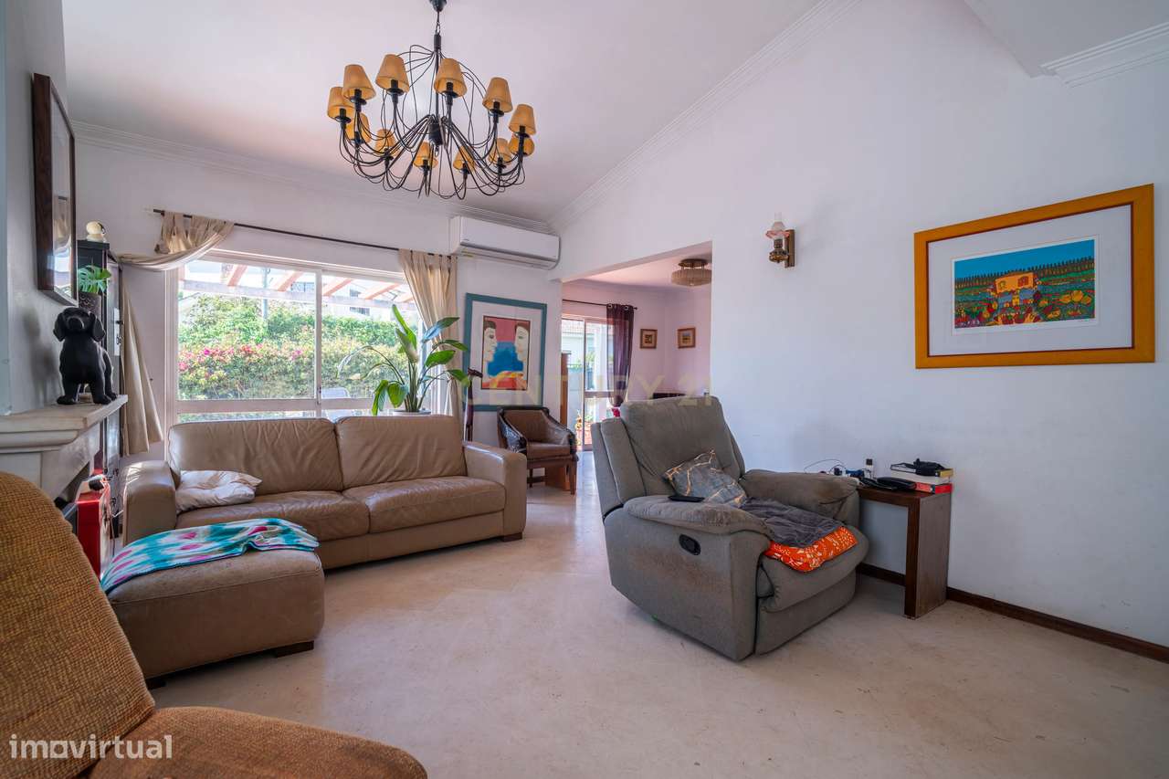 Espetacular Moradia em Cascais com Jardim e Piscina-3