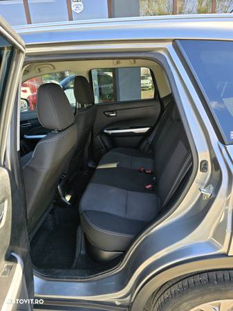 Suzuki Vitara 1.6 Passion - 17