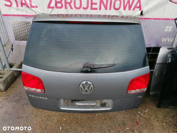 VW Touareg 02 - klapa tylna tył kpl idealna - 3