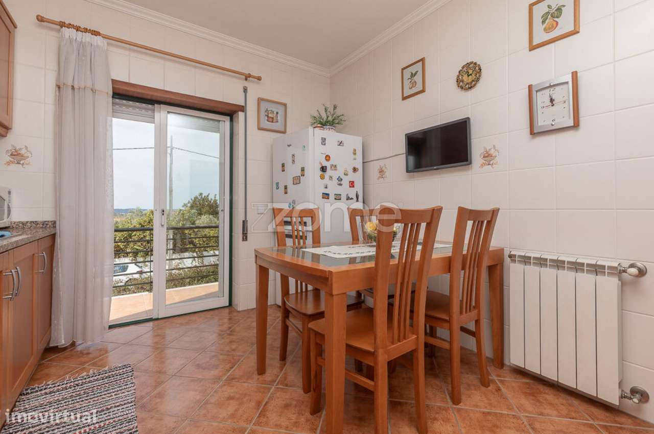Apartamento T3+2 com Garagem| Cernache, Casconha-10