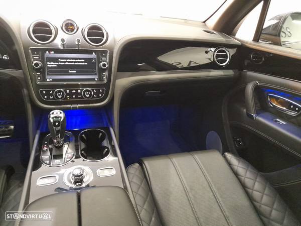 Bentley Bentayga V8 - 20