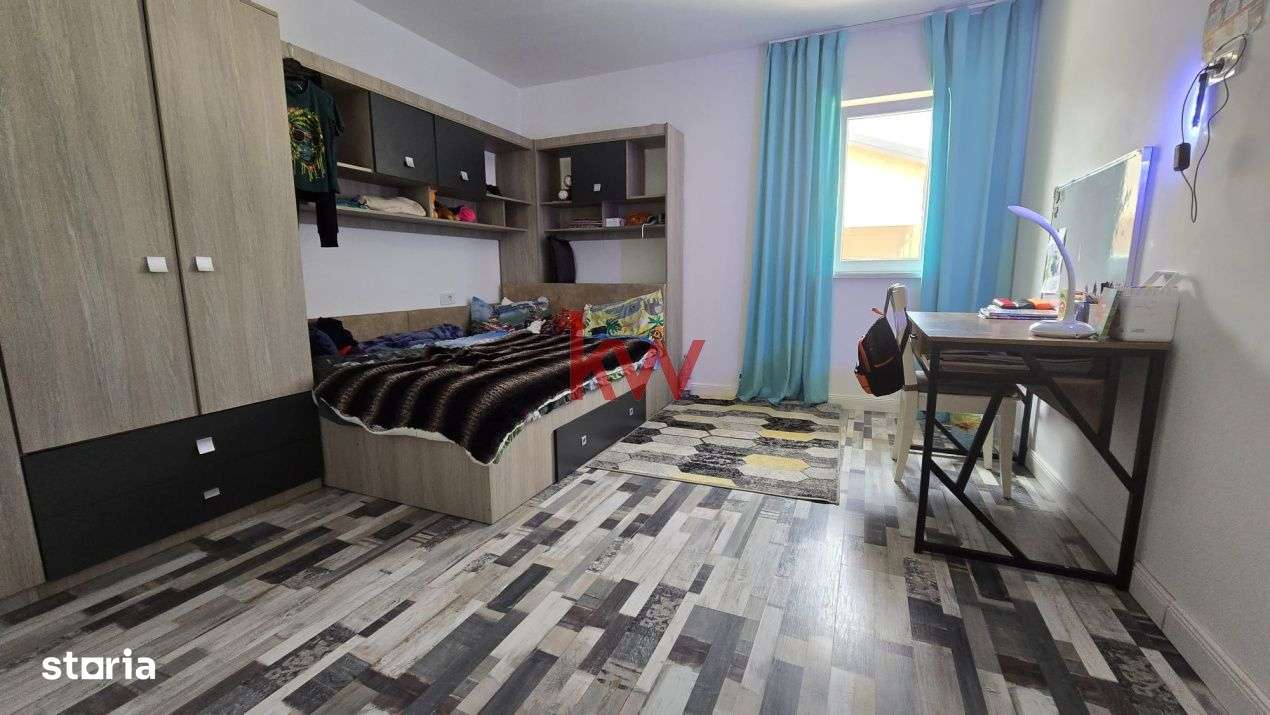 Casa 5 camere si teren 1200 mp-14