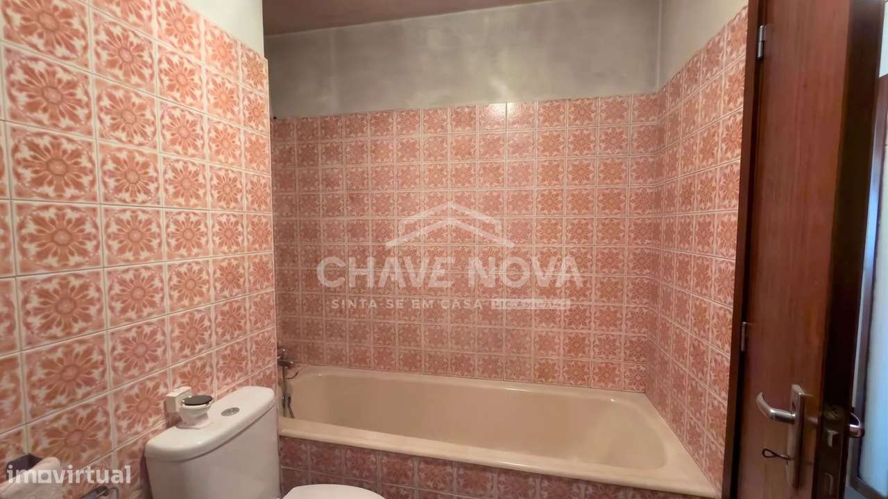 Apartamento t2 à venda na Rua Santa Luzia-13