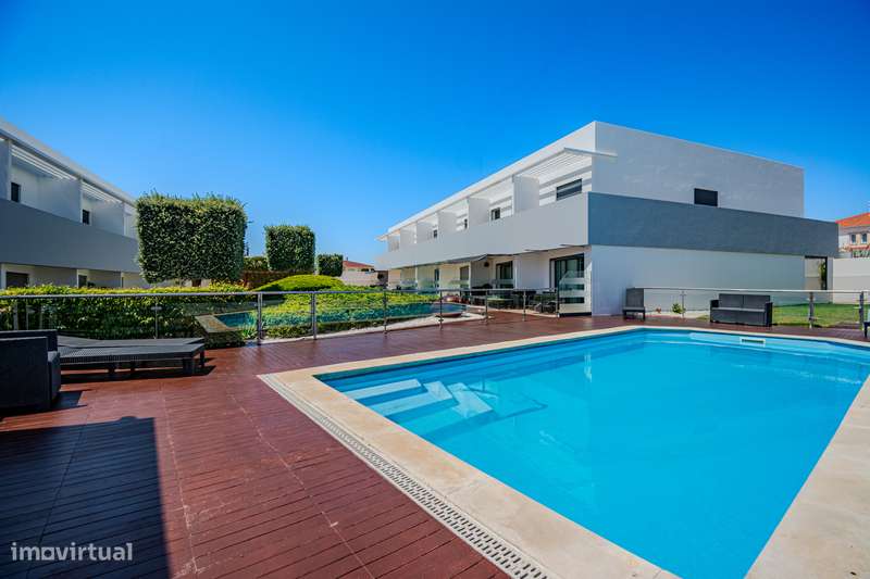 Moradia T3 em Cond. com Piscina a 1 Minuto da Praia da Areia Branca! - Grande imagem: 4/13