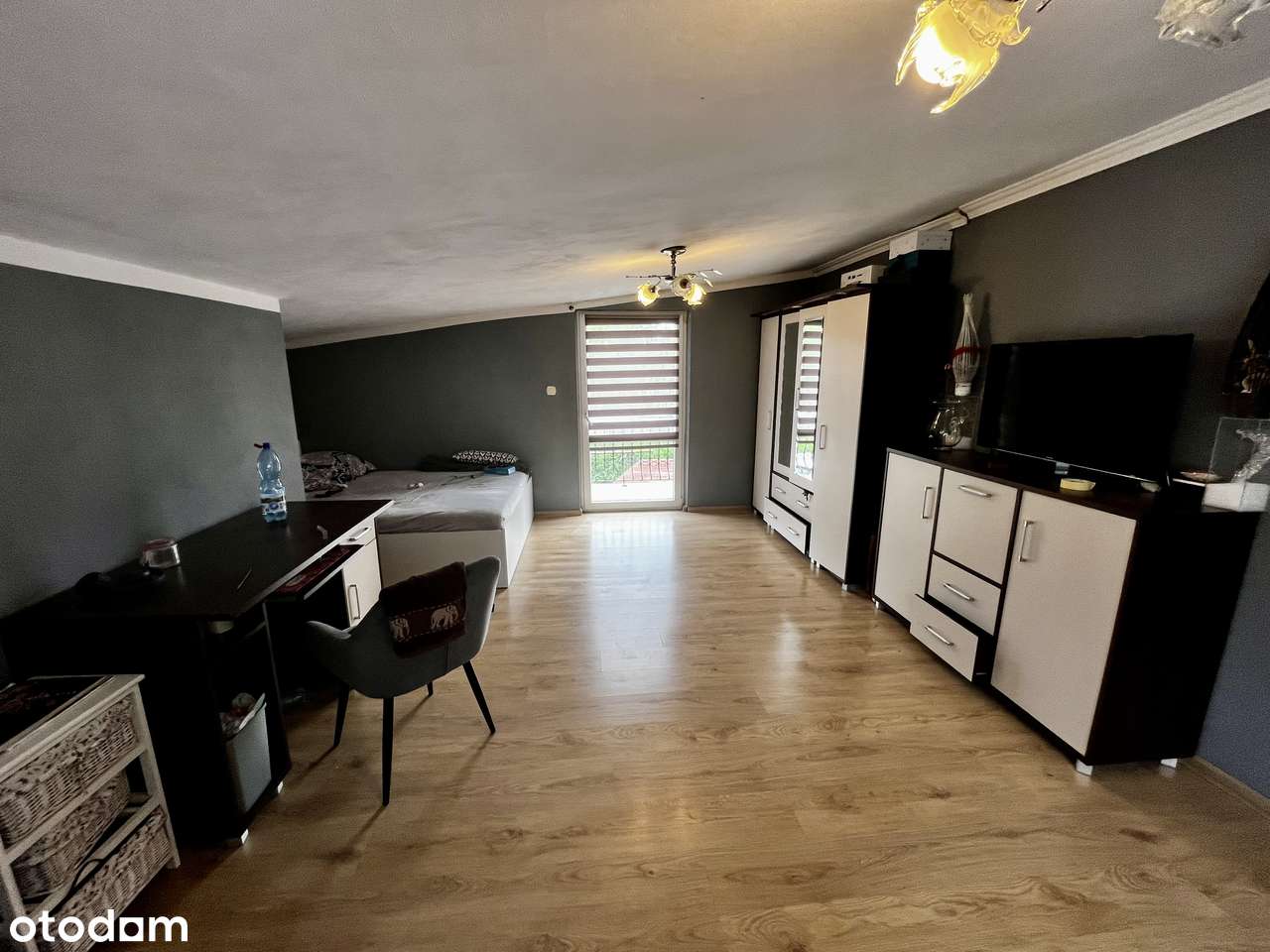 Duże mieszkanie 5 pokoi komórka garaż i ogródek altanka-10