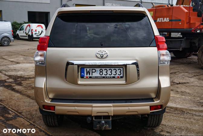 Toyota Land Cruiser LC 3.0 D-4D Prestige - 8