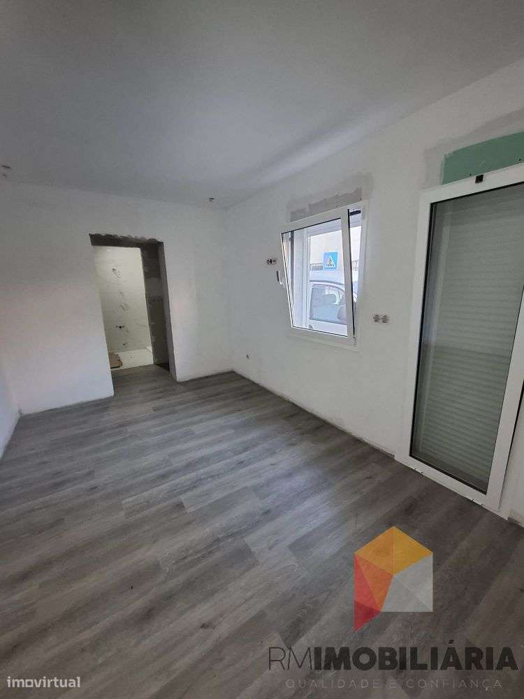 Moradia T2 em Jovim Gondomar - Grande imagem: 5/14