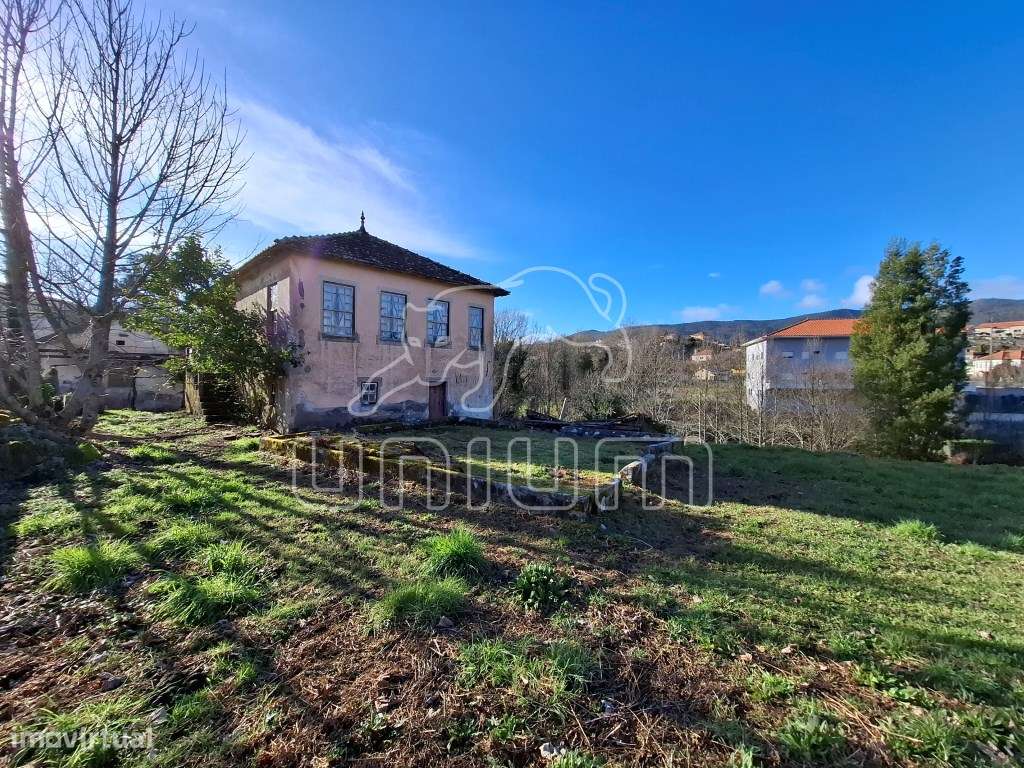 Quintinha a confrontar com o Rio Coura - Grande imagem: 2/36