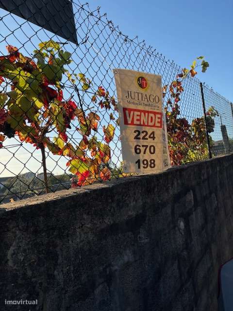 VENDE-SE TERRENO COM 2100 M2-5