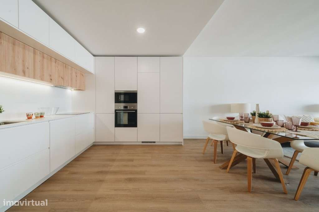 Apartamento T3 Novo com 2 casas de banho em Montijo-2