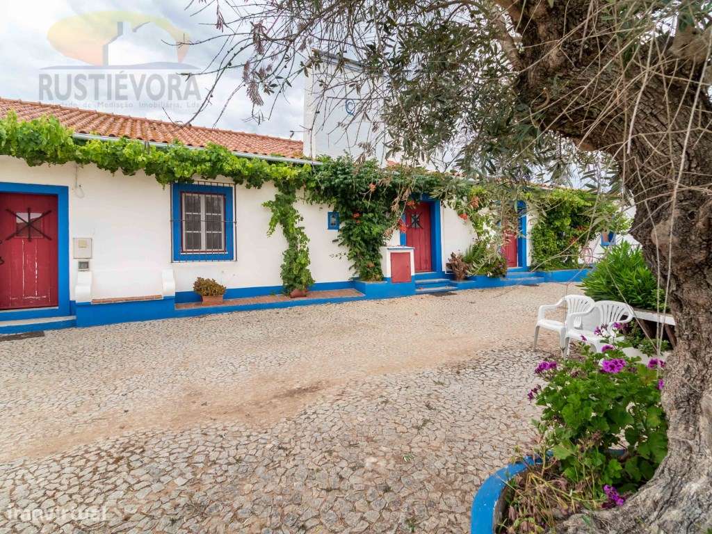 Quinta com 16 ha, com 4 Moradias Unifamiliares, piscina e várias ár...-43