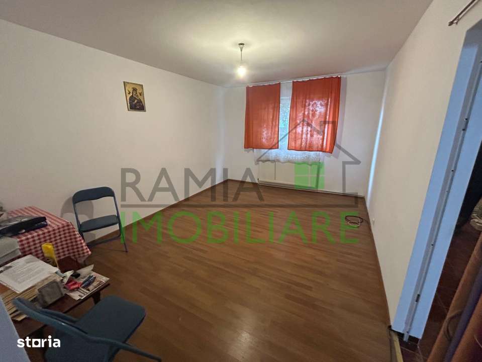 Garsoniera de vanzare zona Bartolomeu - Imagine principală: 5/14