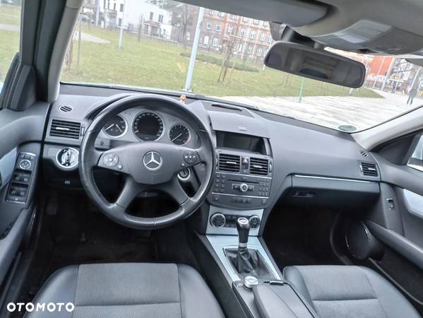 Mercedes-Benz Klasa C 180 Kompressor Avantgarde - 8