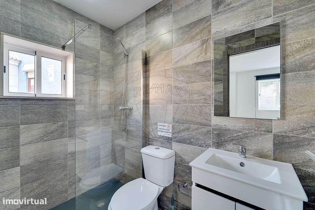 Moradia de investimento T 12 para venda na Quinta da Conraria-8