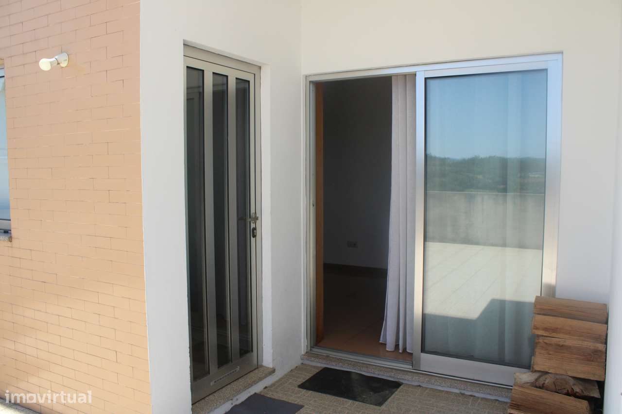 Moradia T3 Lousada| Figueiras | 3 Pisos | NEWS-18