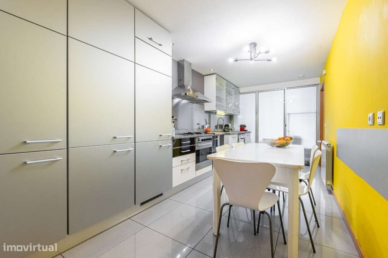 Apartamento T4 com 2 Suites a poucos minutos do Centro de Braga-4