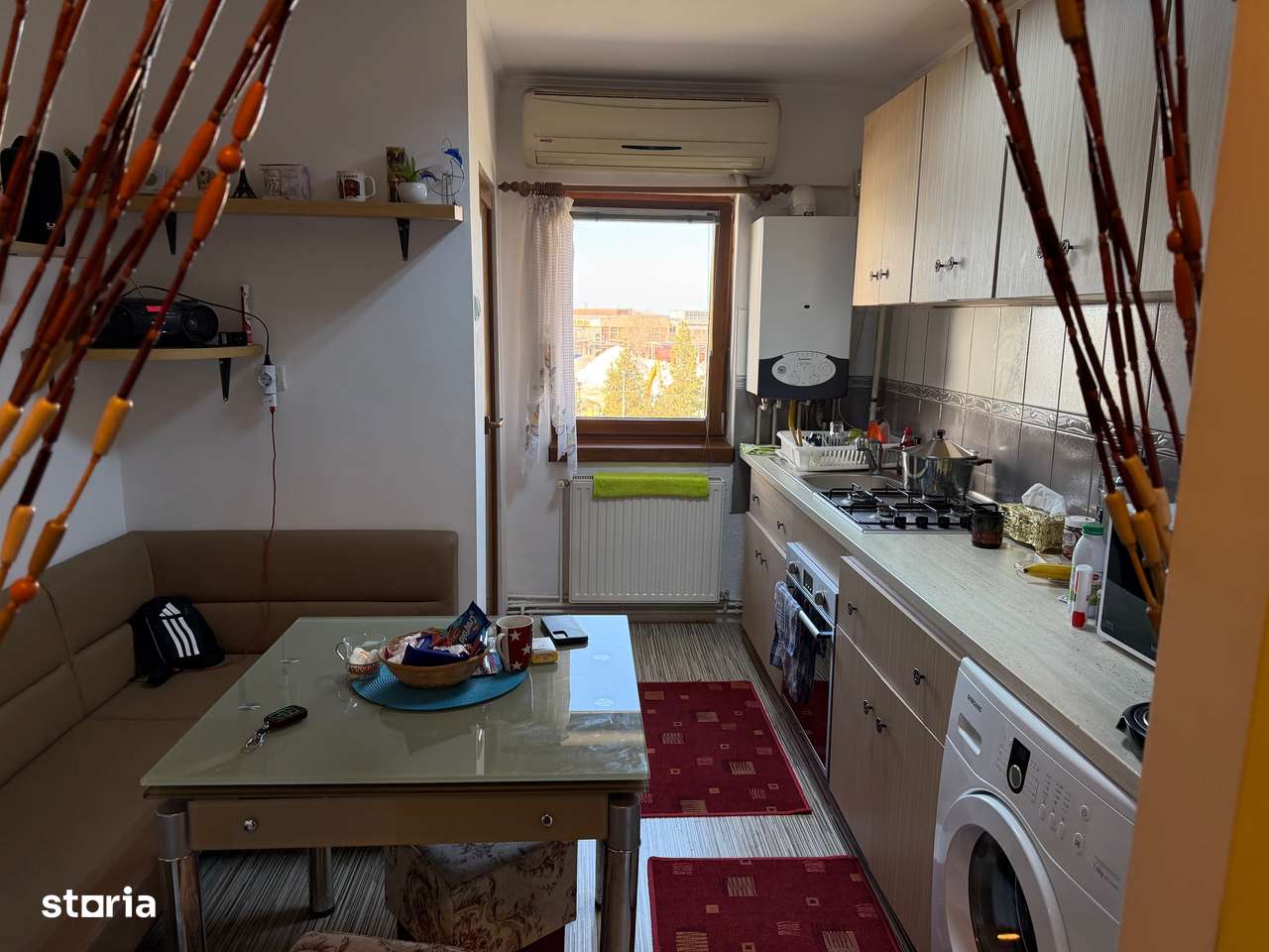 Apartament  cu 2camere,decomandate,Zona Carpati 2-1