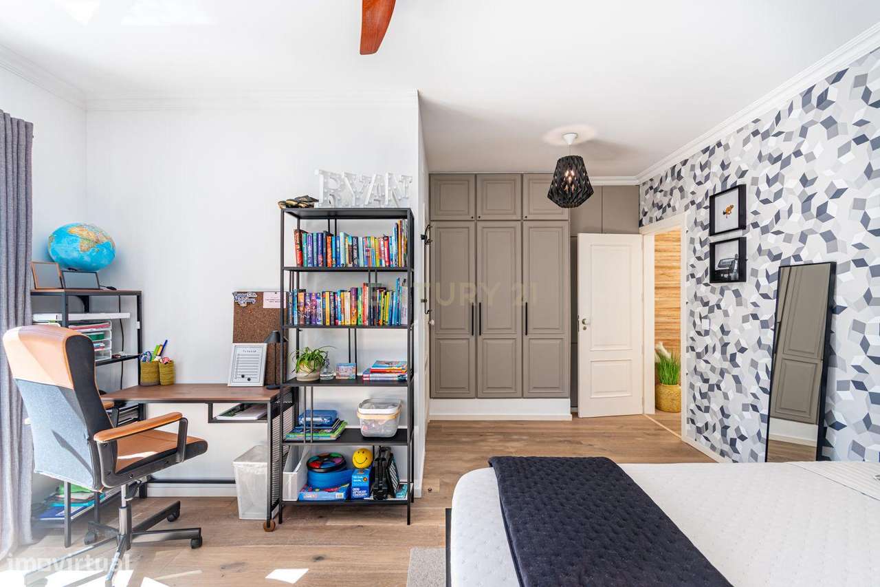 Charme Tradicional • Conforto Moderno • Energia Solar Inteligente (202-18