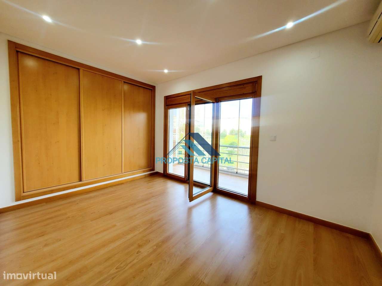 APARTAMENTO T3 C/ 4 LUGARES DE ESTACIONAMENTO | COLINAS DO CRUZEIRO-48