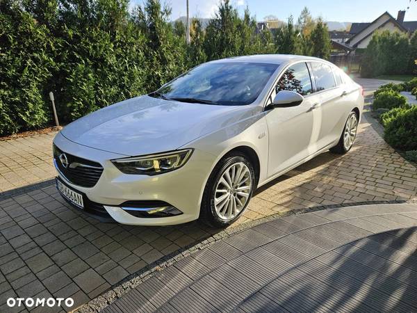 Opel Insignia - 10