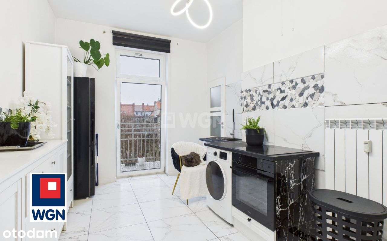 Na sprzedaż przestronny lokal mieszkalny-11