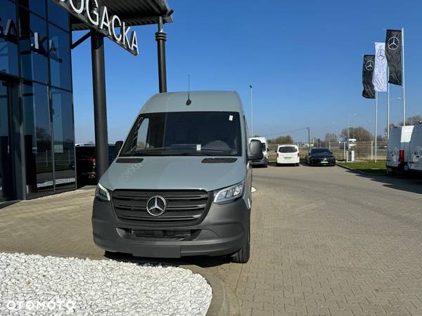 Mercedes-Benz Sprinter 317 - 2