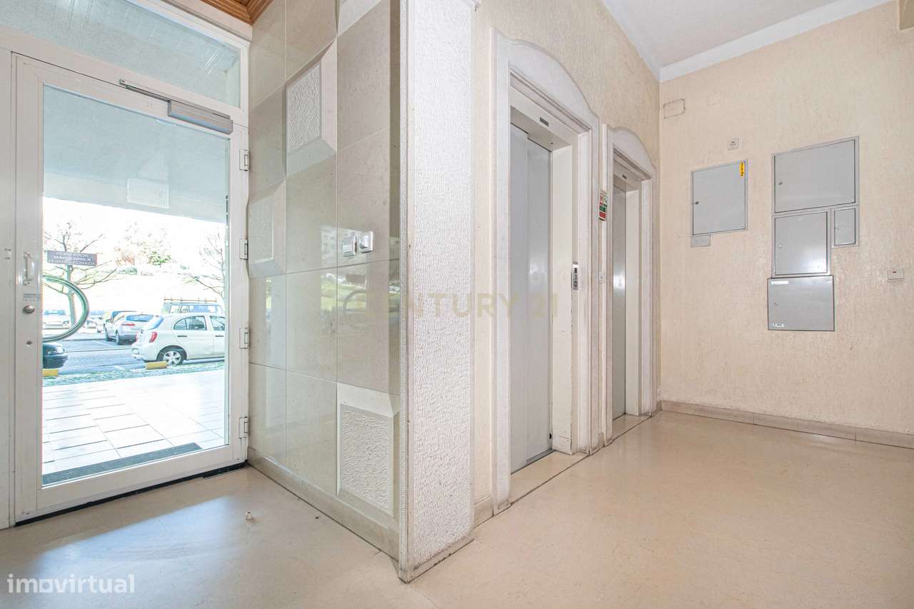 Apartamento T3 à Venda na Póvoa de Santa Iria –  (Quinta da Piedade 2ª-20