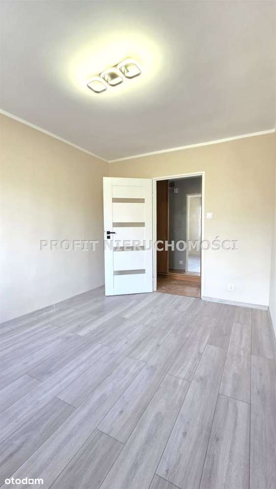 Środkowe mieszkanie z balkonem na parterze-11