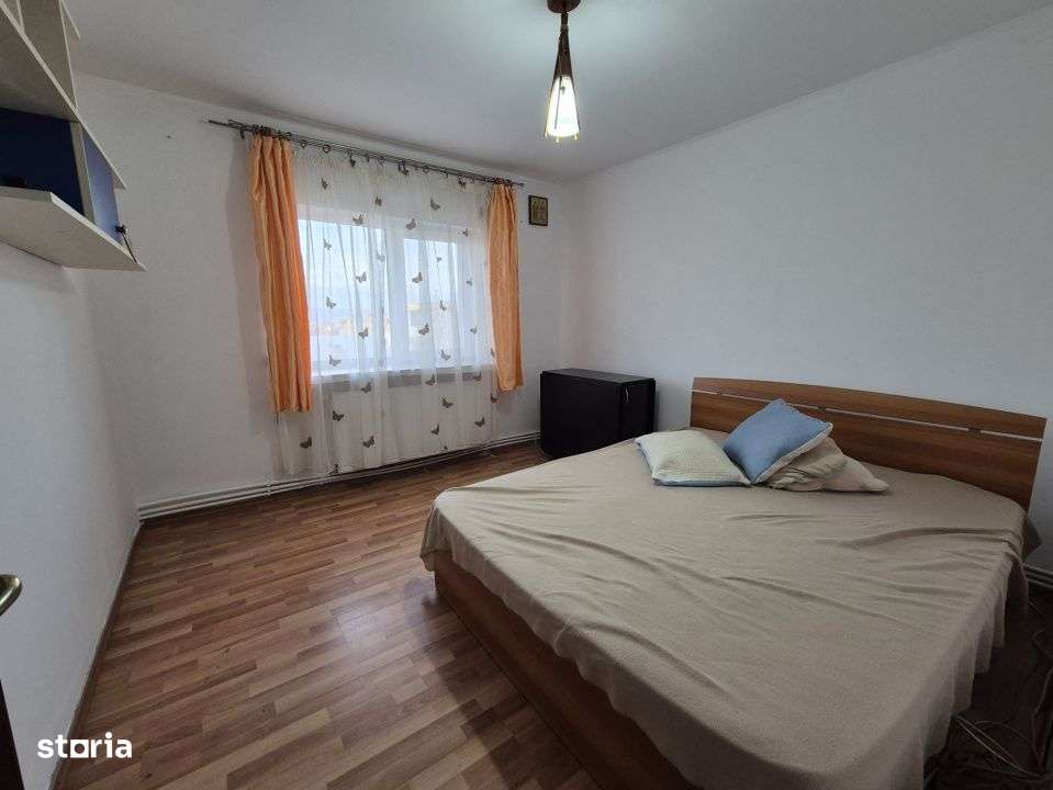 Apartament 3 camere, Exercitiu, Mobilat si Utilat - Imagine principală: 4/11