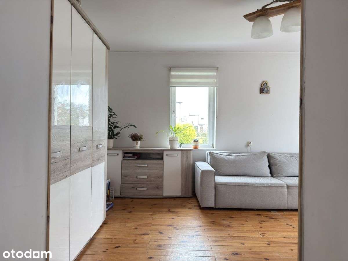 Dom  w centrum Rumi-3