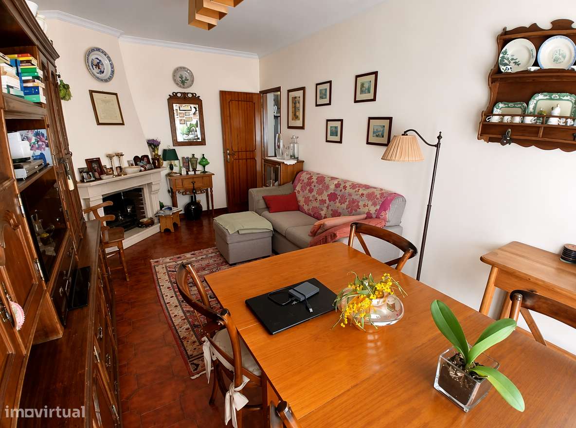 Apartamento T3 com Vista Cidade em Agualva e Mira-Sintra-7