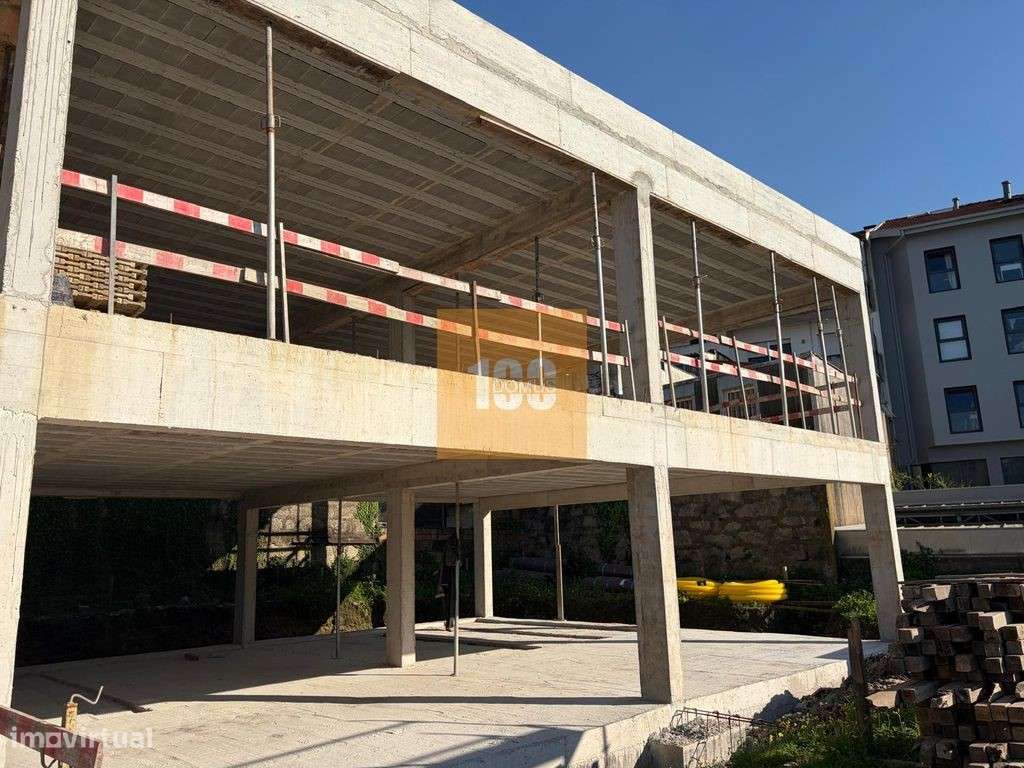 T1+1 novo com varanda e jardim - Oak Porto-34