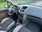 Peugeot 207 1.4 16V Trendy - 12