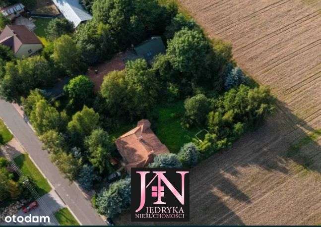 Dom wolnostojący z garażem na 17 arowej działce z-16