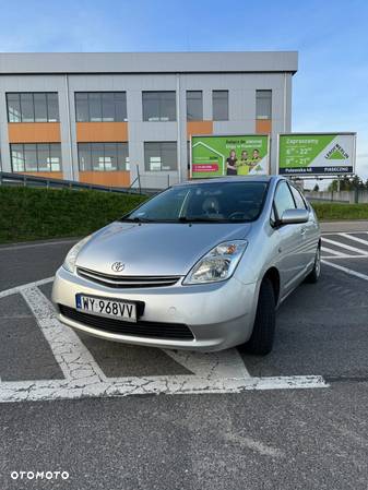 Toyota Prius 1.5 VVT-i Sol - 1