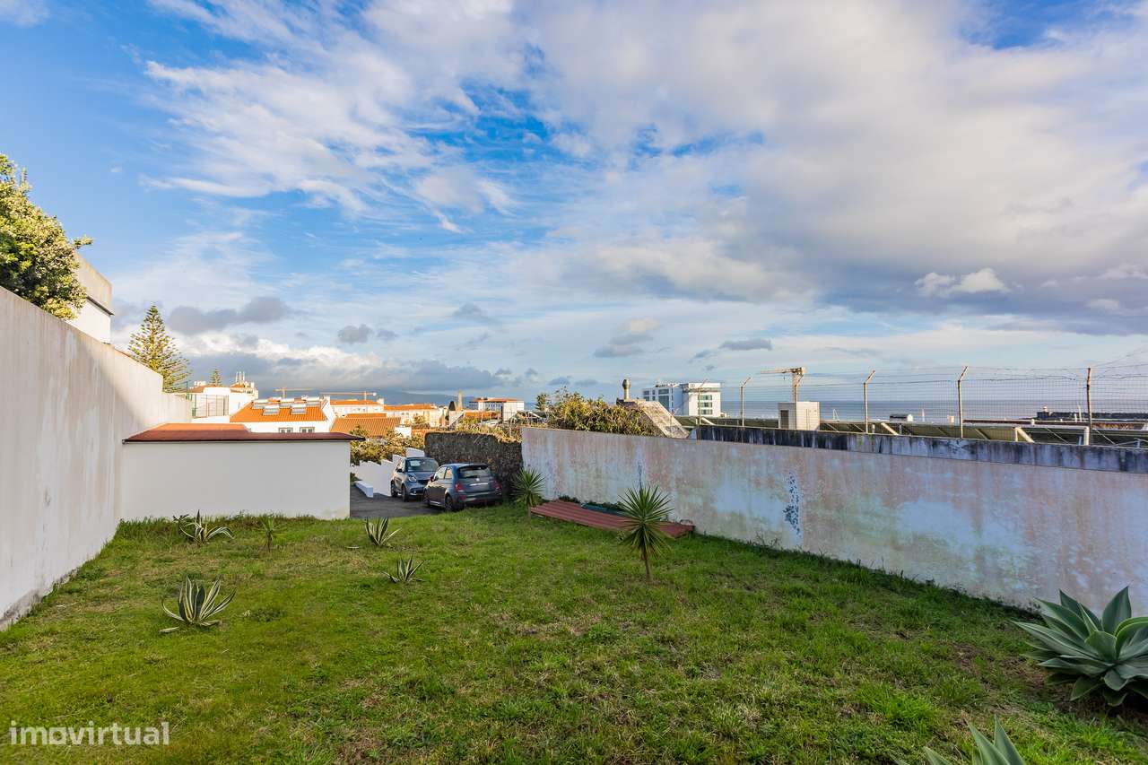 Prédio T5 - Centro de Ponta Delgada-56