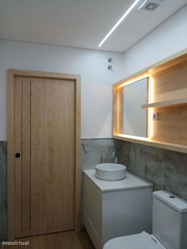 Studio T0 Novo em Faria Guimarães - Porto - Ref: PRT/01571 - Grande imagem: 3/19