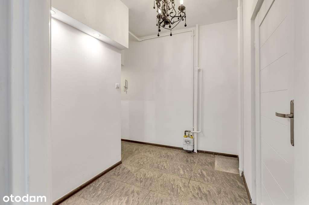 Doskonała lokalizacja np. pod wynajem-8