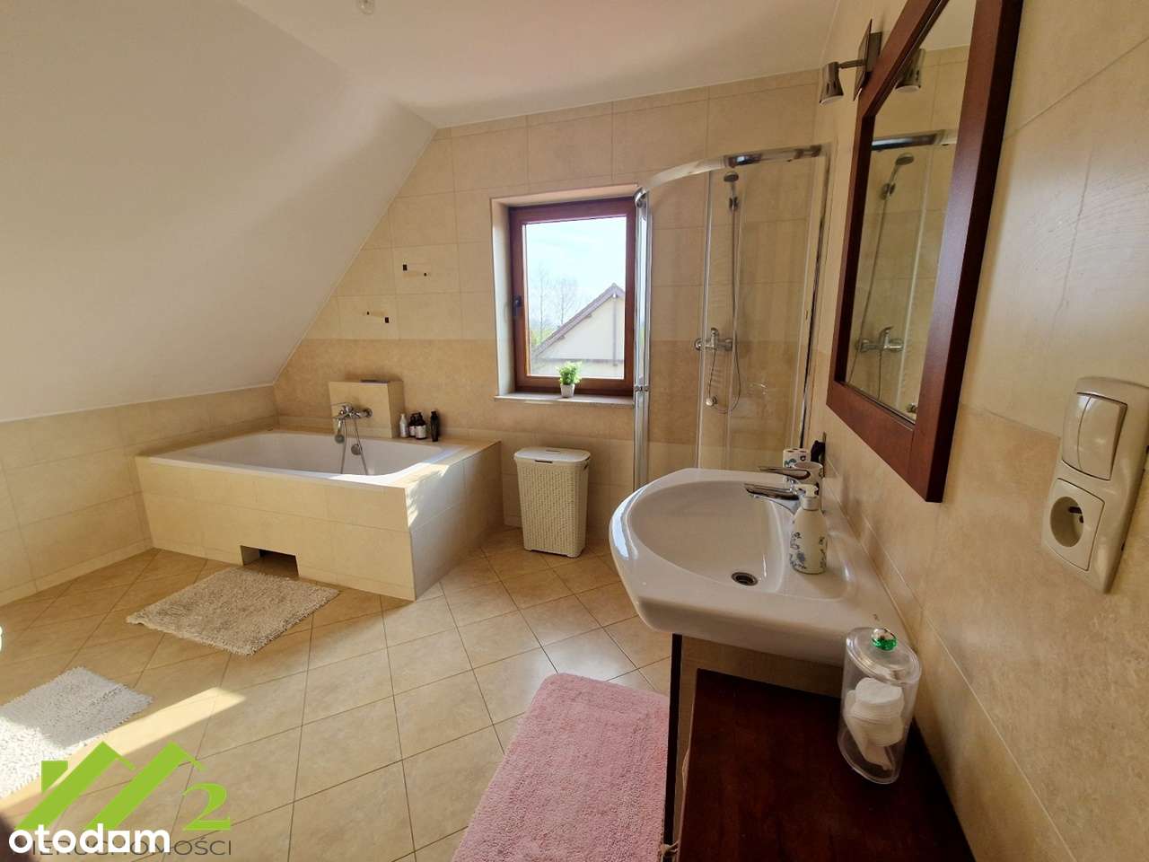 Dom, 139 m², Łukęcin-1