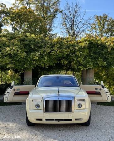 Rolls-Royce Phantom - 3