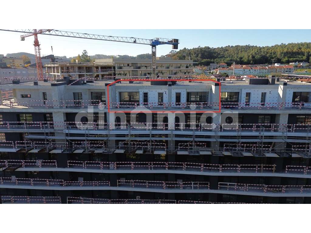 Penthouse T3 única com varandas panorâmicas Talvai - Grande imagem: 3/28