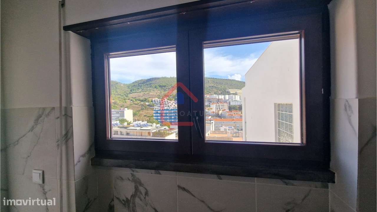 Apartamento T2 em Sesimbra-5