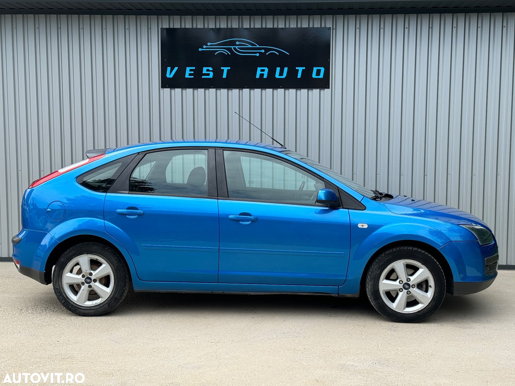 Ford Focus 1.6 TDCi DPF Style - 10