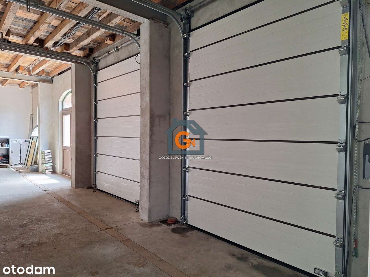 Sprzedam wyjątkową nieruchomość z garażami i miejscem parkingowym - Pełny obrazek: 5/20